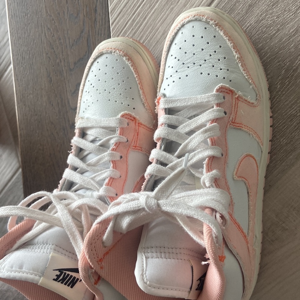 jordan 1’s - Picture 2 of 2